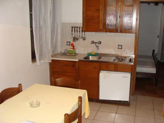 Apartmani Svetina Vodice Esterno foto