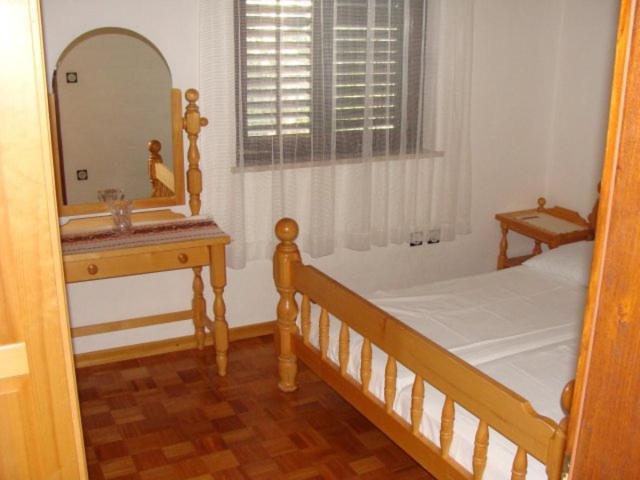 Apartmani Svetina Vodice Esterno foto