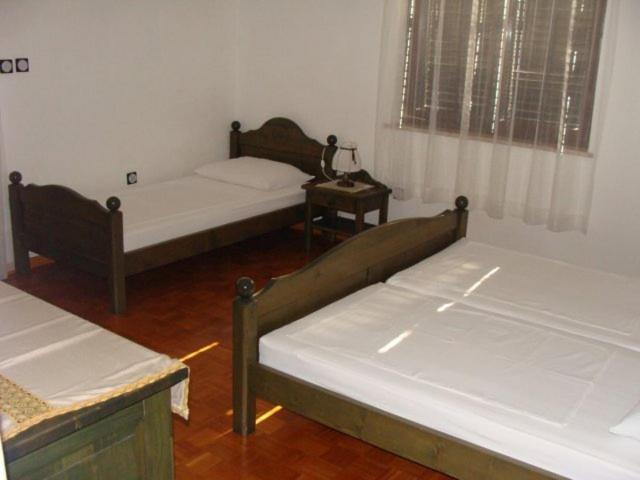 Apartmani Svetina Vodice Esterno foto