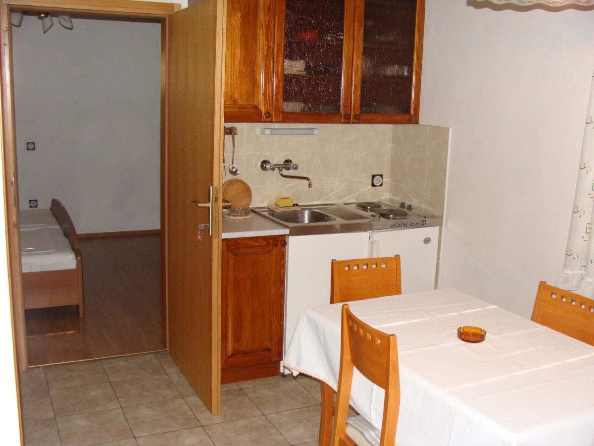 Apartmani Svetina Vodice Esterno foto