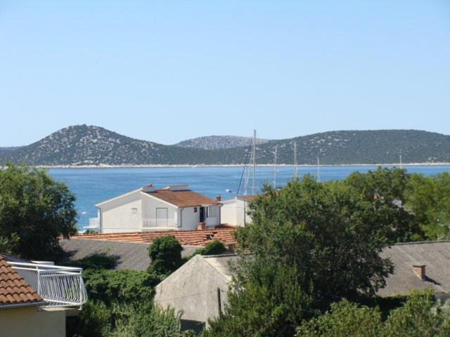 Apartmani Svetina Vodice Esterno foto